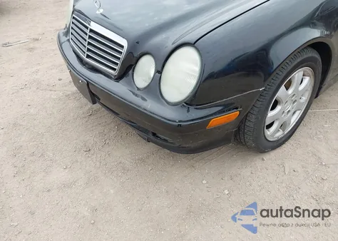 2000 Mercedes-Benz Clk 320 z USA, uszkodzony, nr VIN WDBLJ65G7YF129279